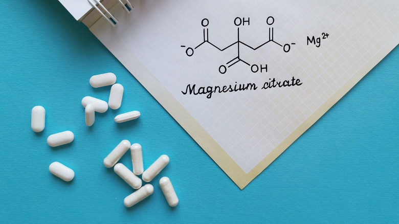 Magnesium citrate capsules and pills