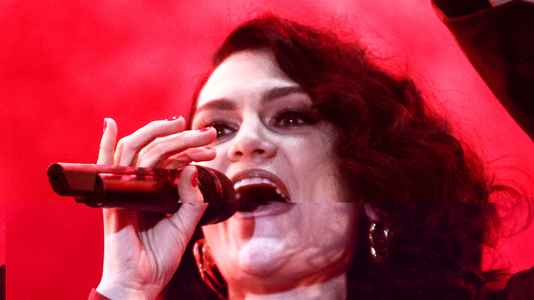 Jessie J performing